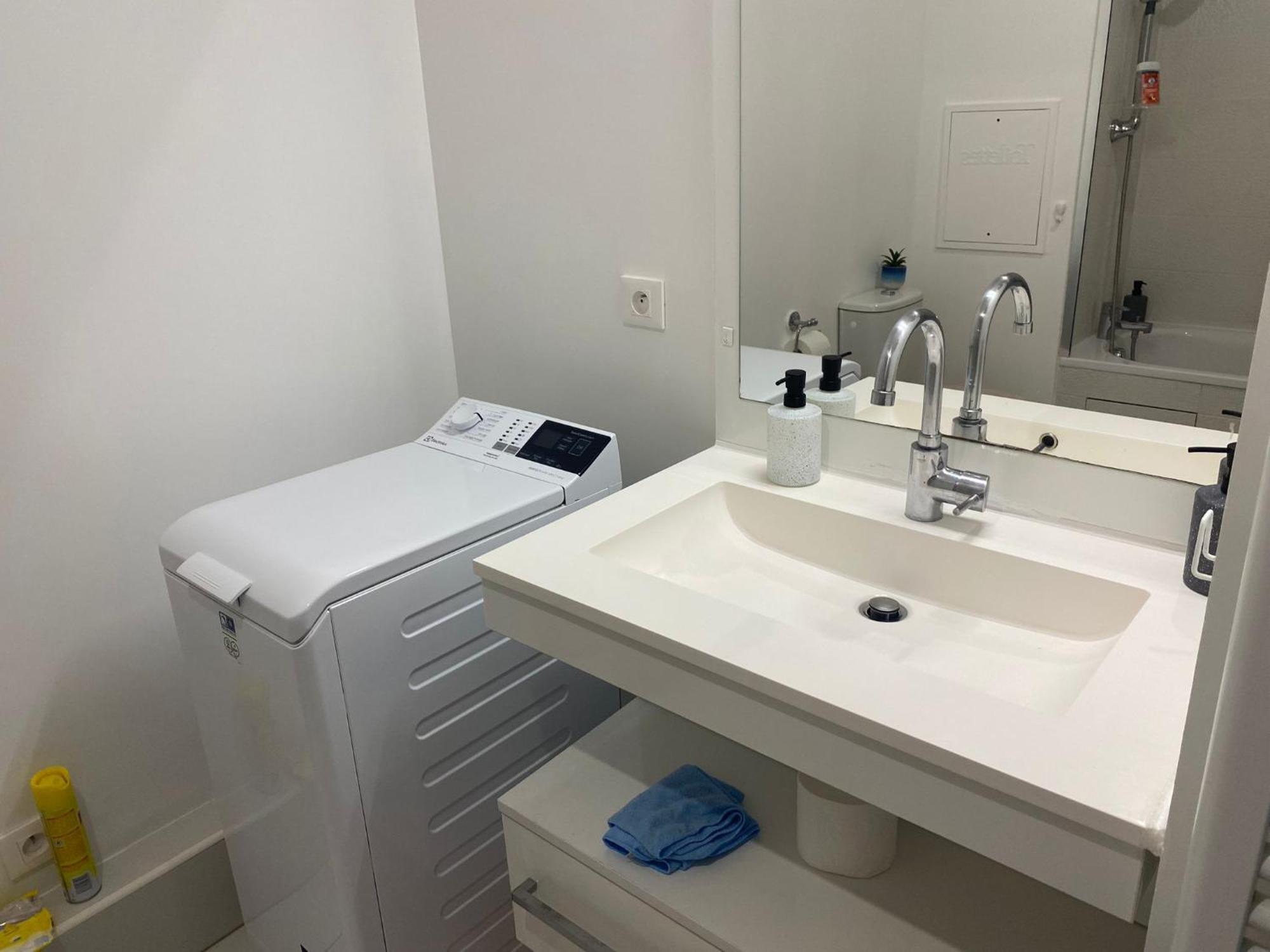 Appartement 80M2, Terrasse Sud, Metro 7 Direction Louvre A 8Minutes, Parking Sous-Sol, Proche Paris-Bercy Ivry-sur-Seine Extérieur photo